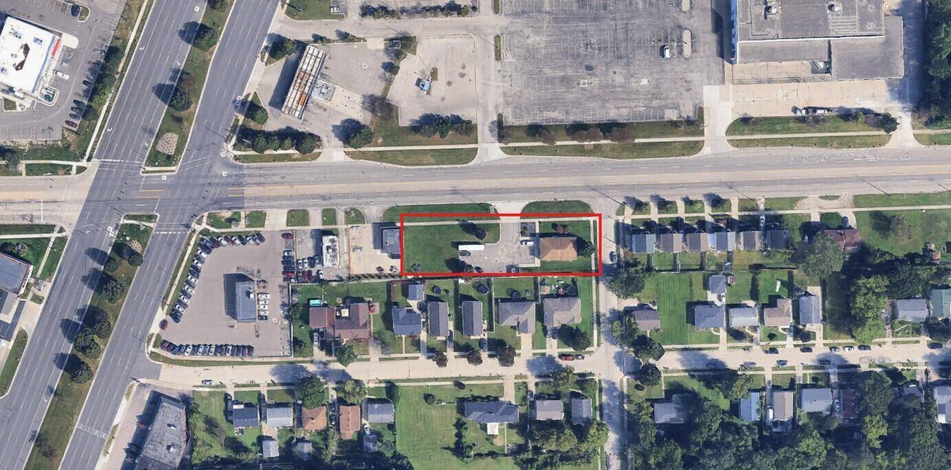 21720 15 MILE RD RD, Clinton Charter Twp, MI 48035