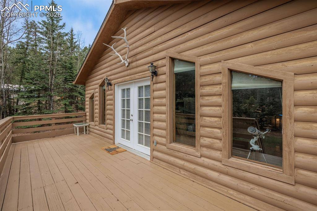 37 Silbani LN, Florissant, CO 80816