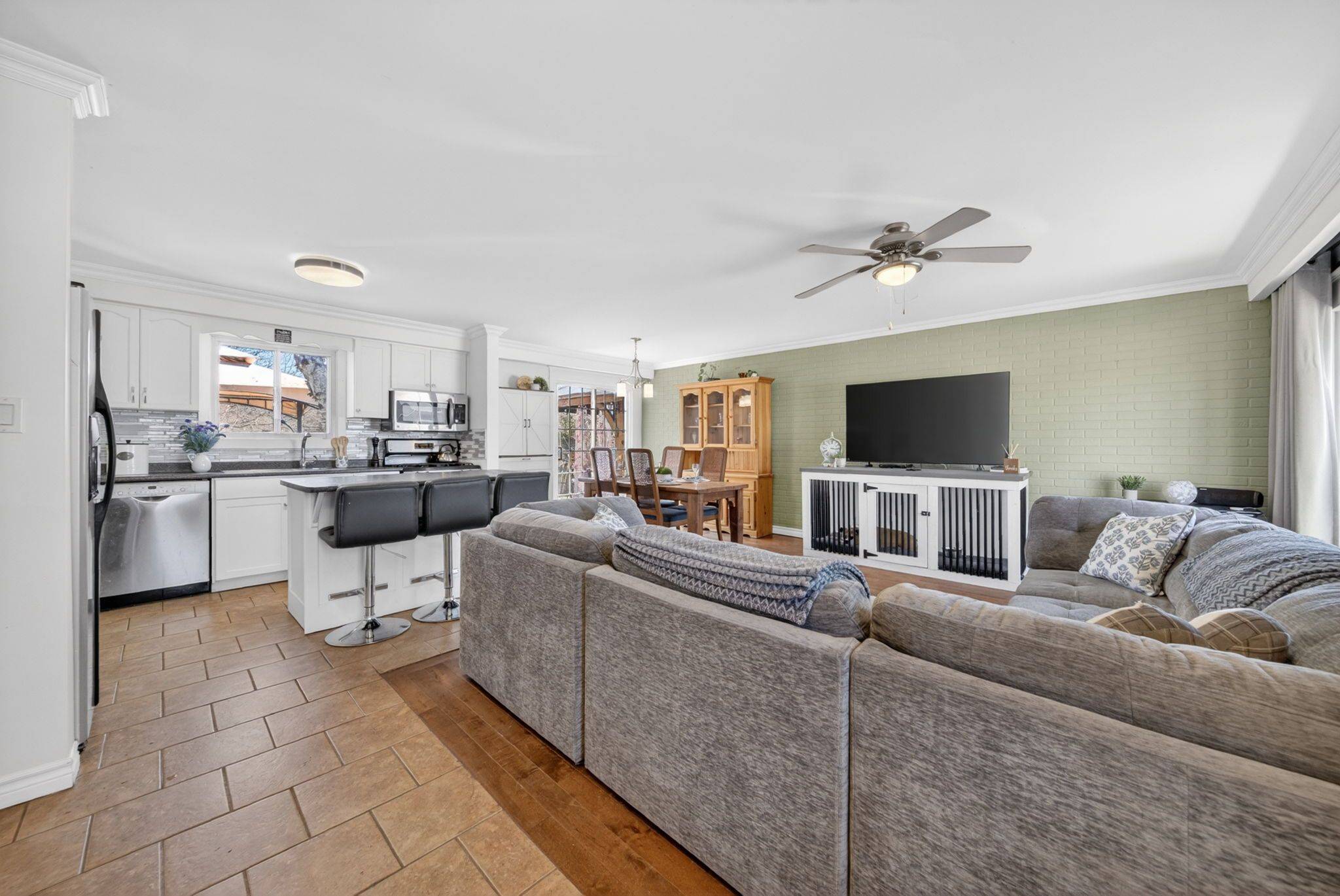 271 Lakeland CRES, Brock, ON L0K 1A0