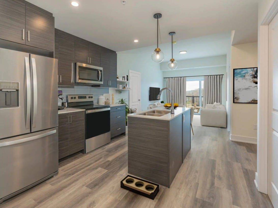 121 Mary ST #410, Clearview, ON L0M 1G0