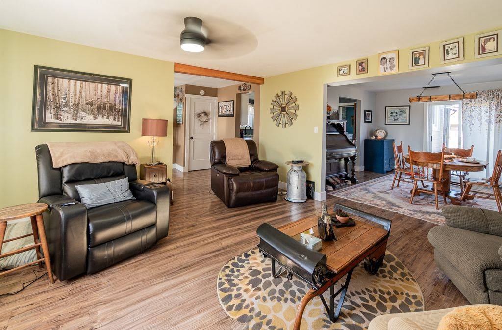 1466 Chiswick Line, Chisholm, ON P0H 1Z0