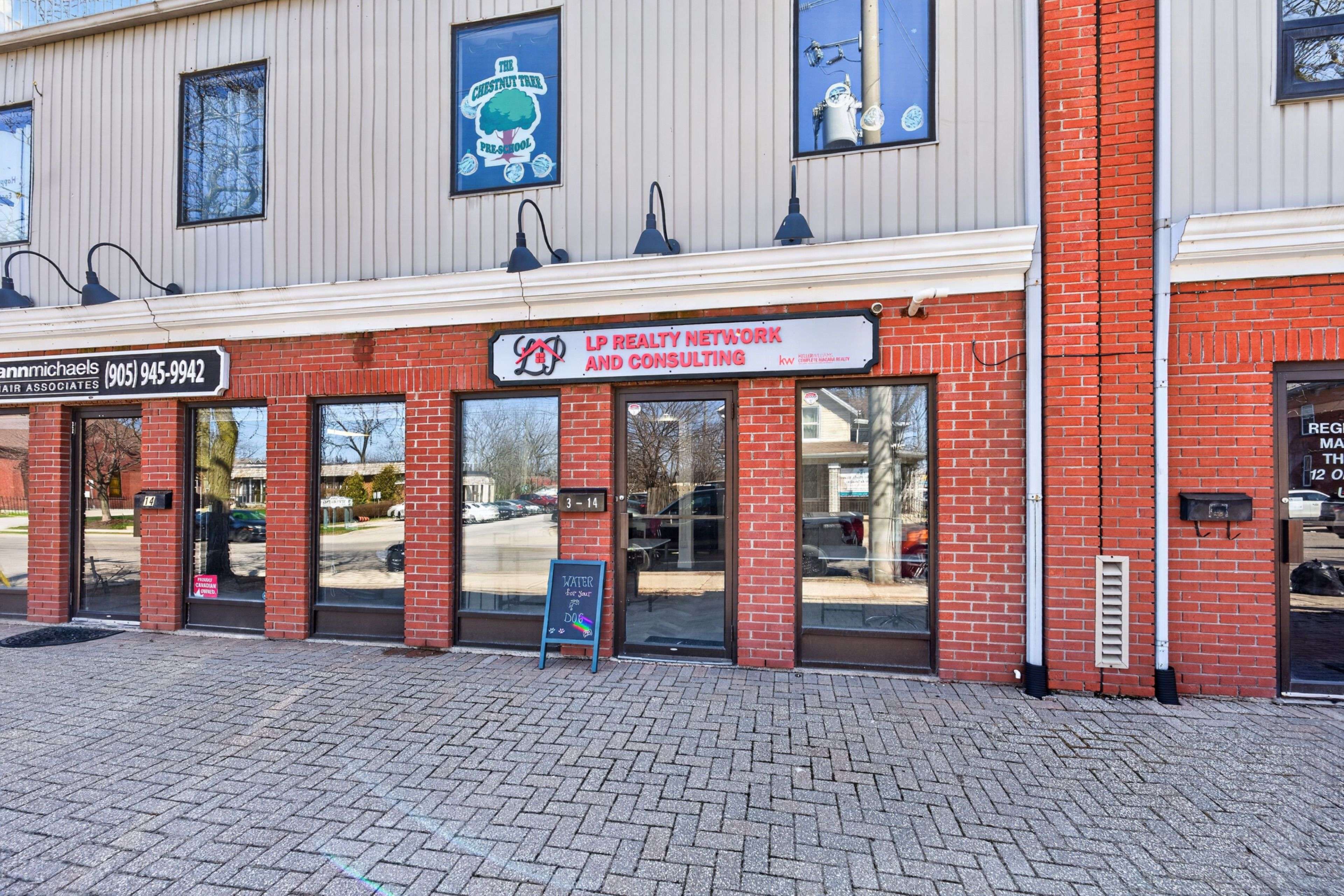 14 Ontario ST #3, Grimsby, ON L3M 3G9