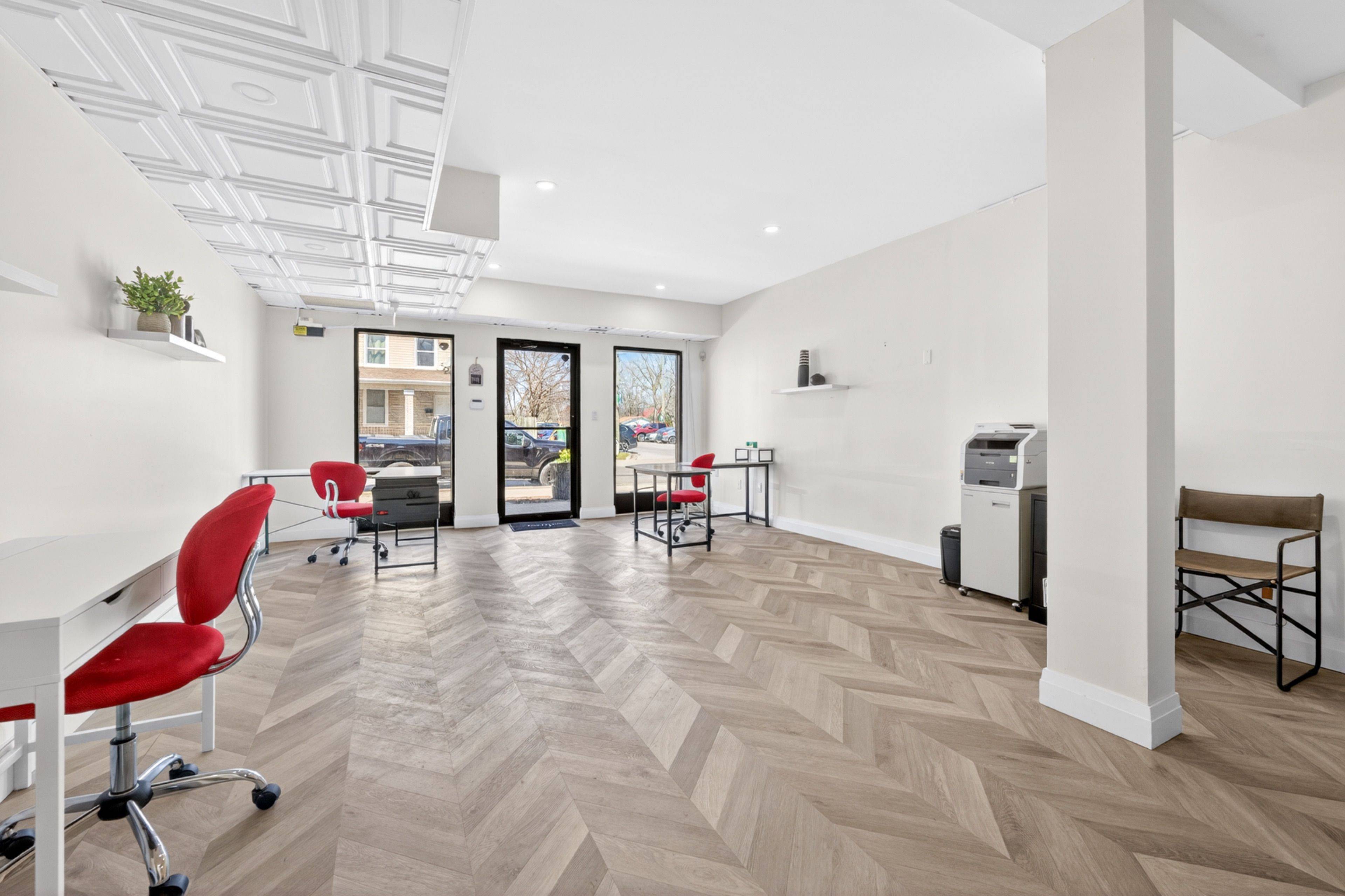 14 Ontario ST #3, Grimsby, ON L3M 3G9