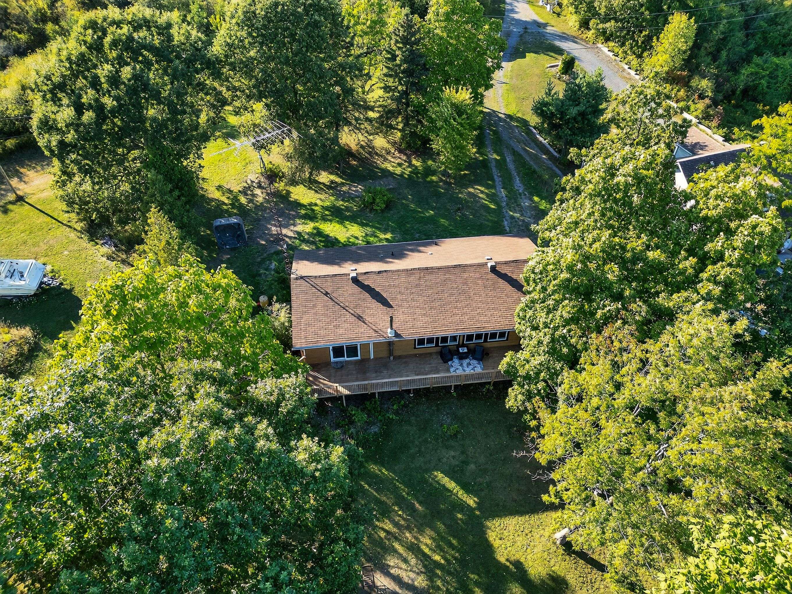 225 Johnson Bay LN, Frontenac Islands, ON K7G 2V6