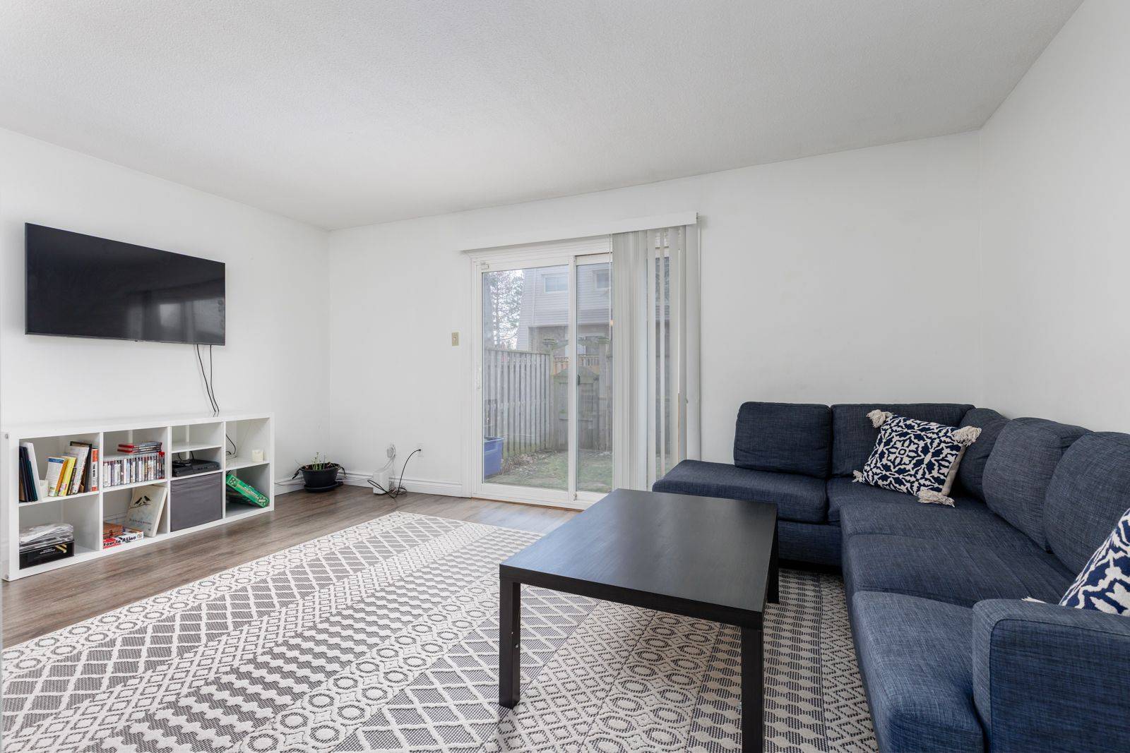 660 Grey ST #B, Brantford, ON N3S 4Y4