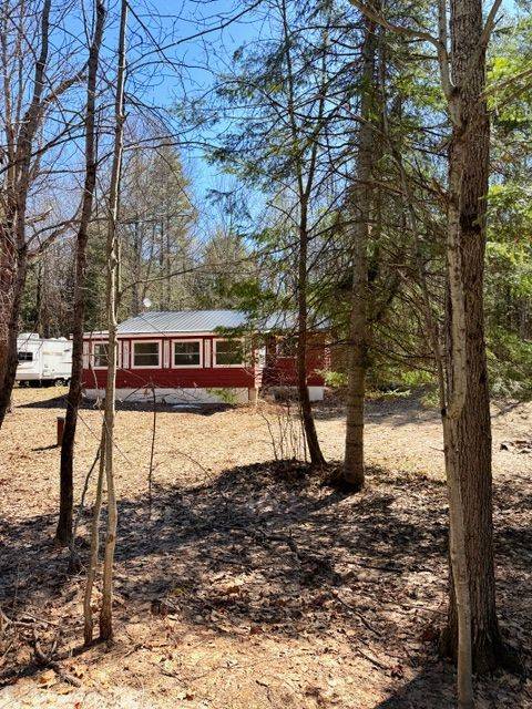 1464 Buckslide RD, Algonquin Highlands, ON K0M 1S0