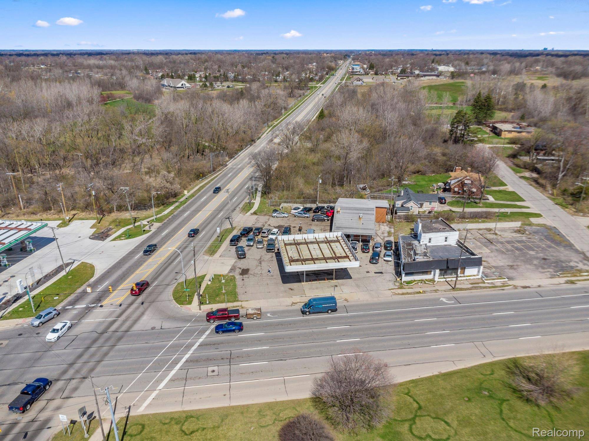 2617 Middlebelt RD, Inkster, MI 48141