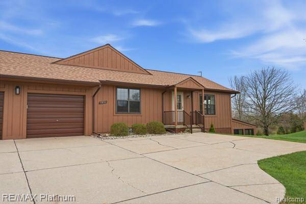 11832 Lexington Drive #4, Green Oak Township, MI 48178