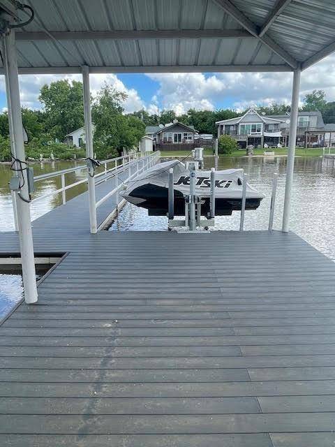 6827 Briar Road, Azle, TX 76020