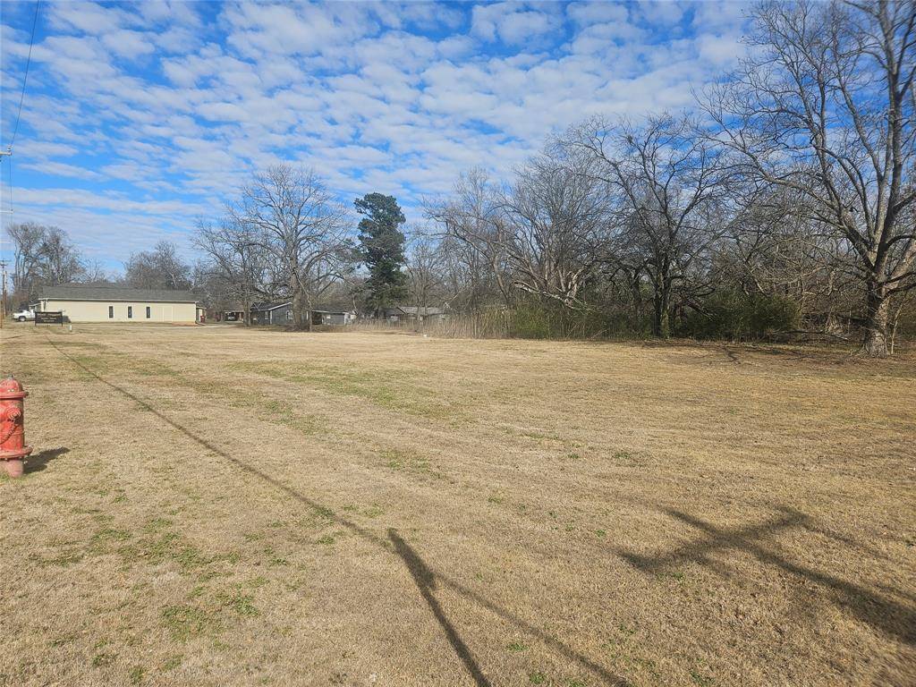 404 & 406 N Main Street, Bogata, TX 75417