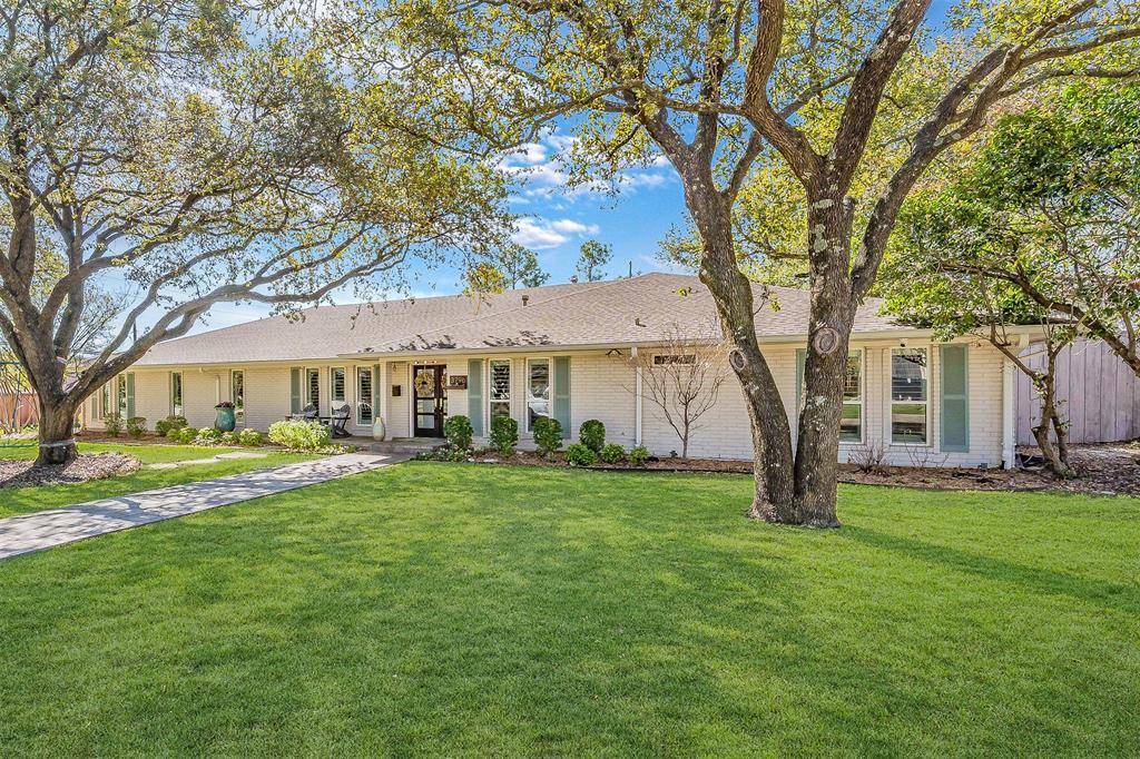 3796 Vinecrest Drive, Dallas, TX 75229