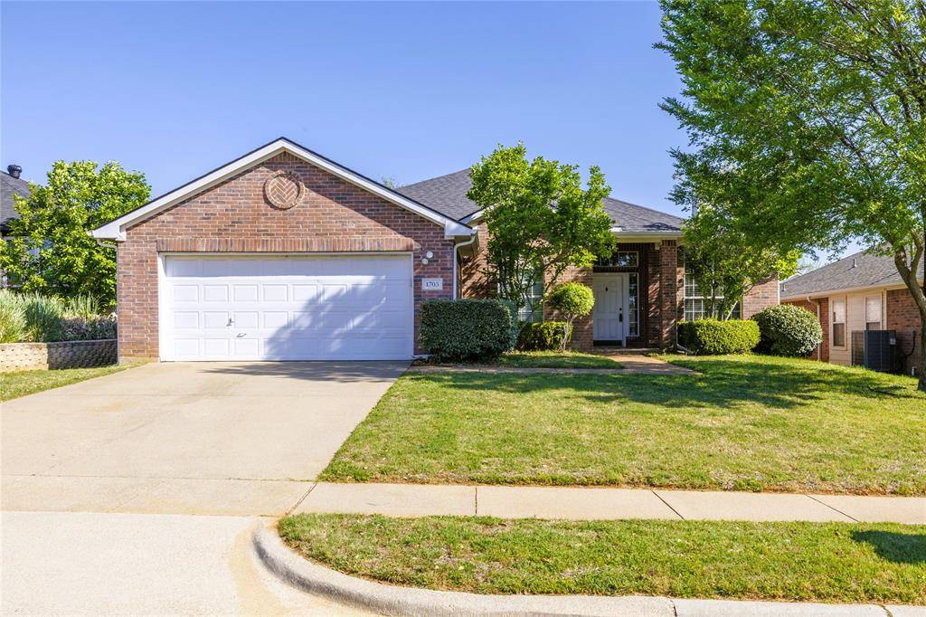 1703 Birch Lane, Corinth, TX 76210