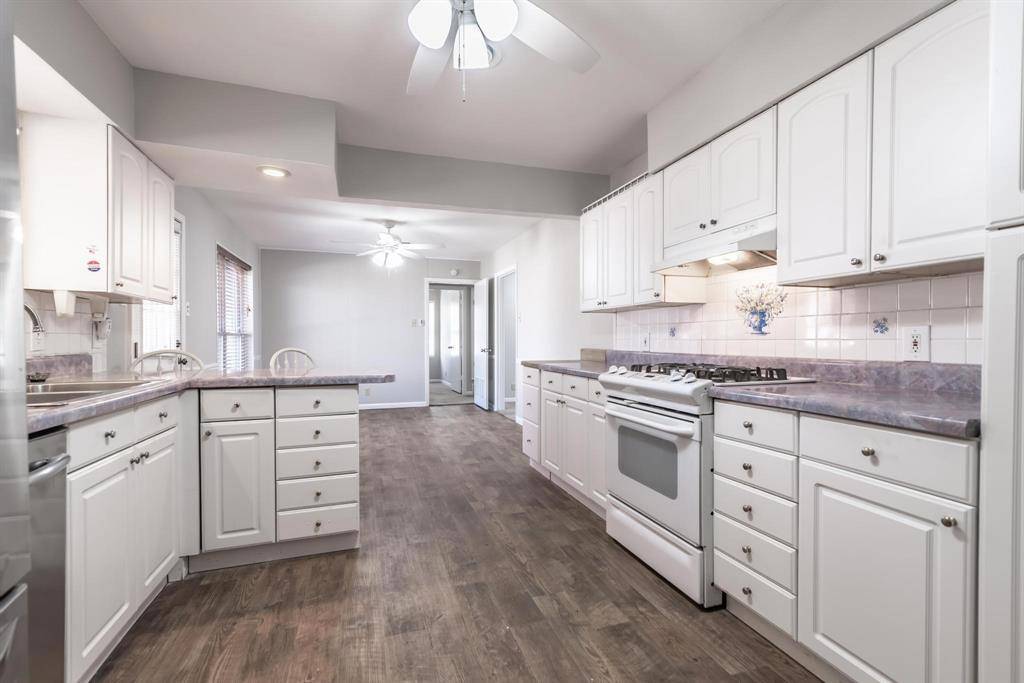 12118 Brisbane Avenue, Farmers Branch, TX 75234