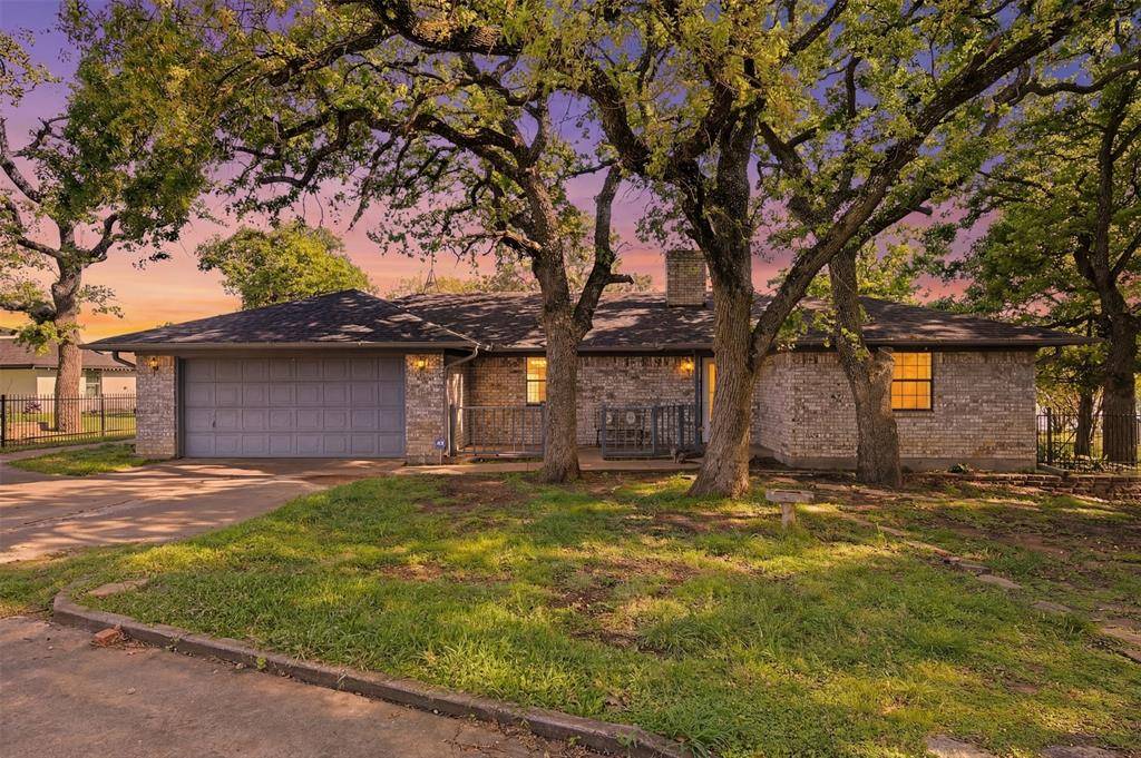 10203 Liberty School Road, Azle, TX 76020