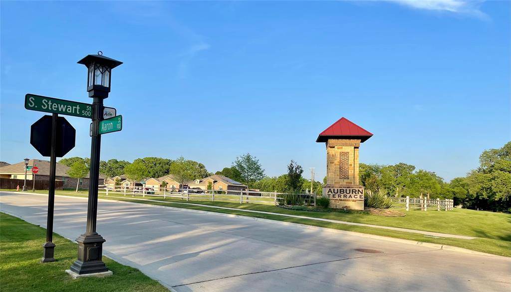 213 Asheville Street, Azle, TX 76020