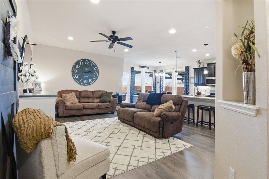 10201 Saltbrush Street, Fort Worth, TX 76177