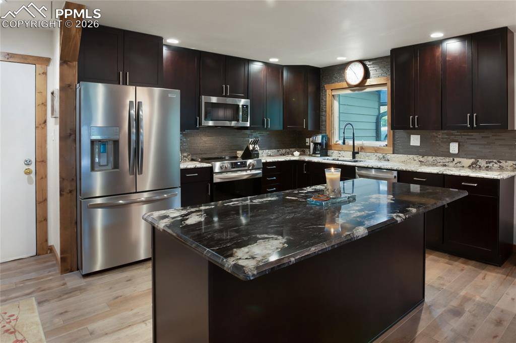 45 Barr Lake CIR, Divide, CO 80814