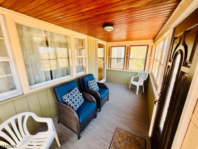 58 William St, Dover Town, NJ 07801