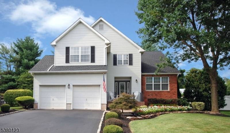 32 Peterson Rd, Hillsborough Twp., NJ 08844