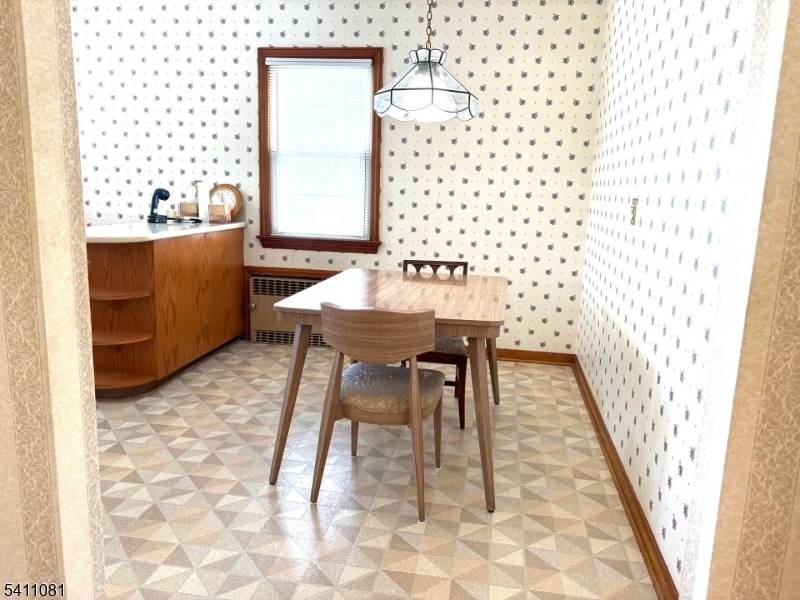 734 Louise Ct, Lyndhurst Twp., NJ 07071