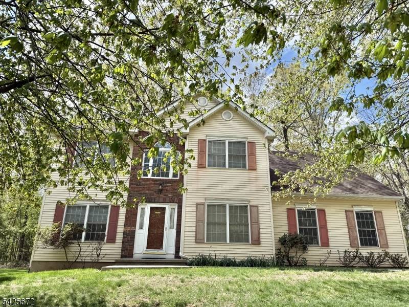 4 Scaletti Ct, Franklin Twp., NJ 08873