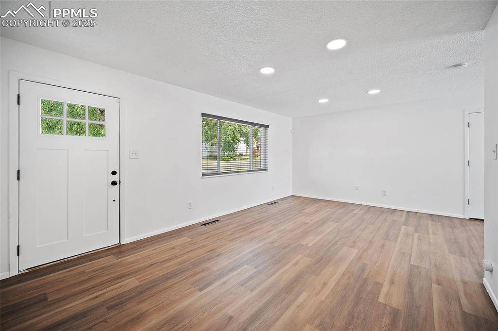 1333 Holmes DR, Colorado Springs, CO 80909