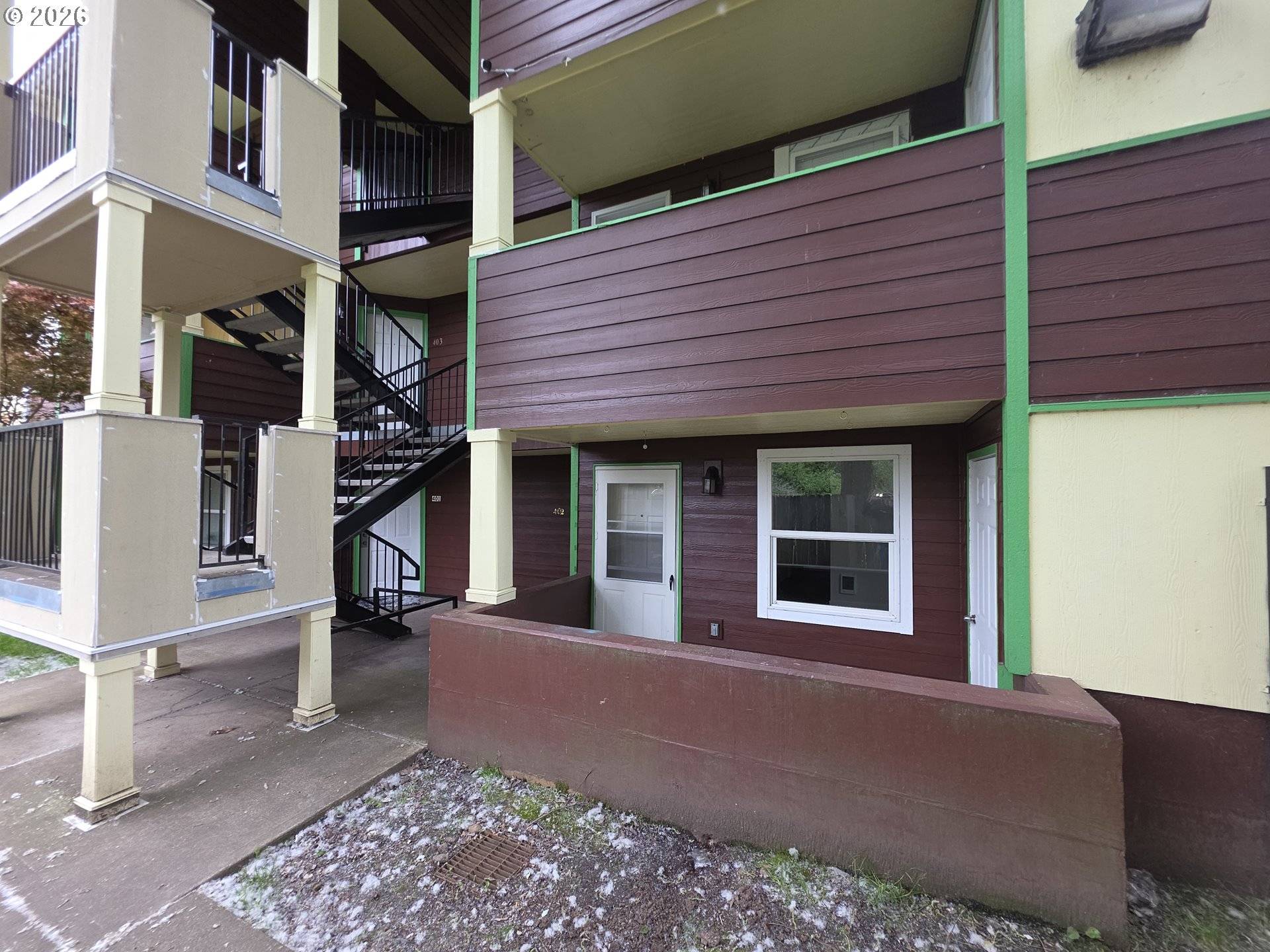9257 SE CLINTON ST #402, Portland, OR 97266