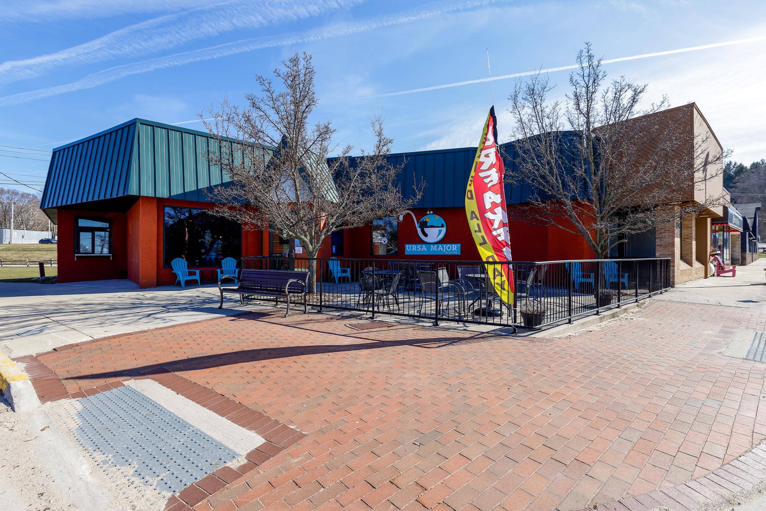 245 S Benzie BLVD, Benzonia Twp, MI 49617