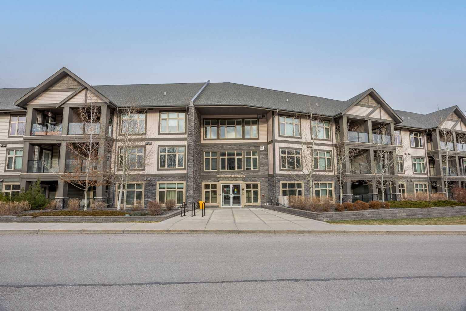 45 Aspenmont HTS SW #306, Calgary, AB T3H 0E6