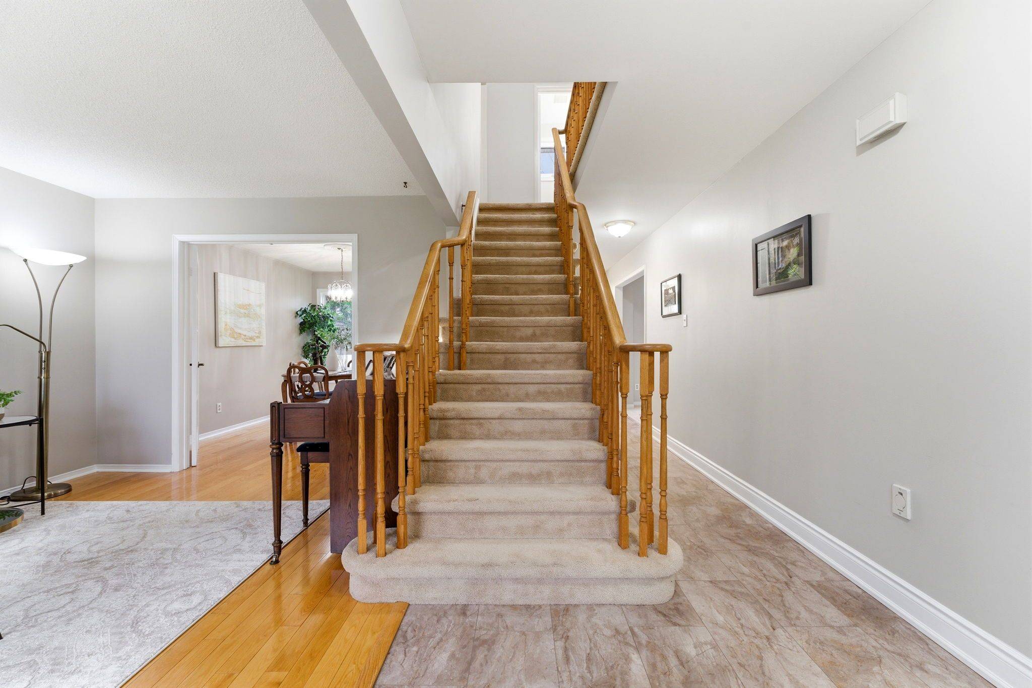 222 Riverview ST, Oakville, ON L6L 5W3