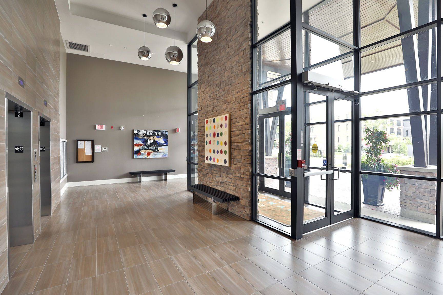 128 Garden DR #103, Oakville, ON L6K 0H7