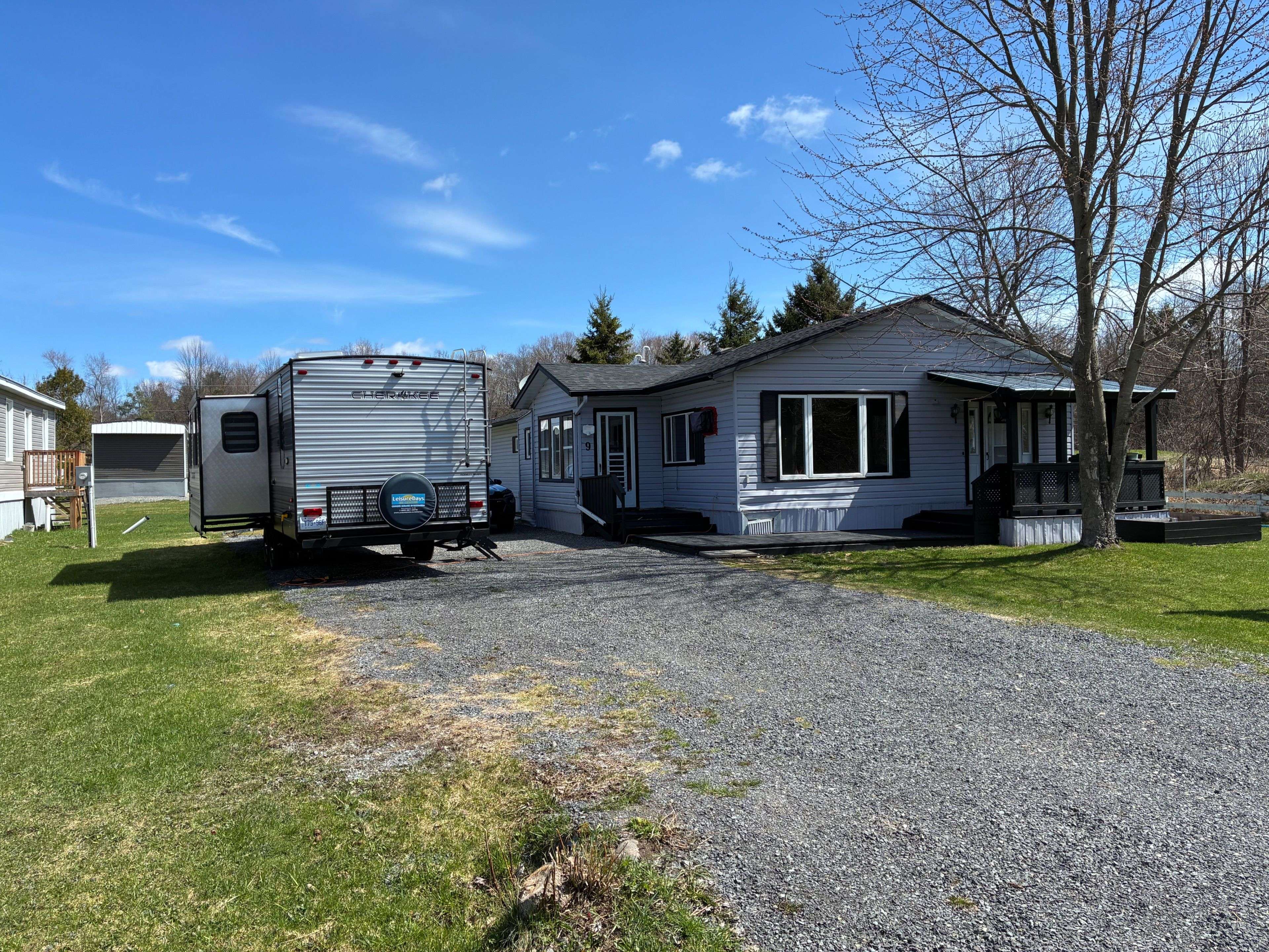9 Patterson BLVD, Rideau Lakes, ON K0G 1E0