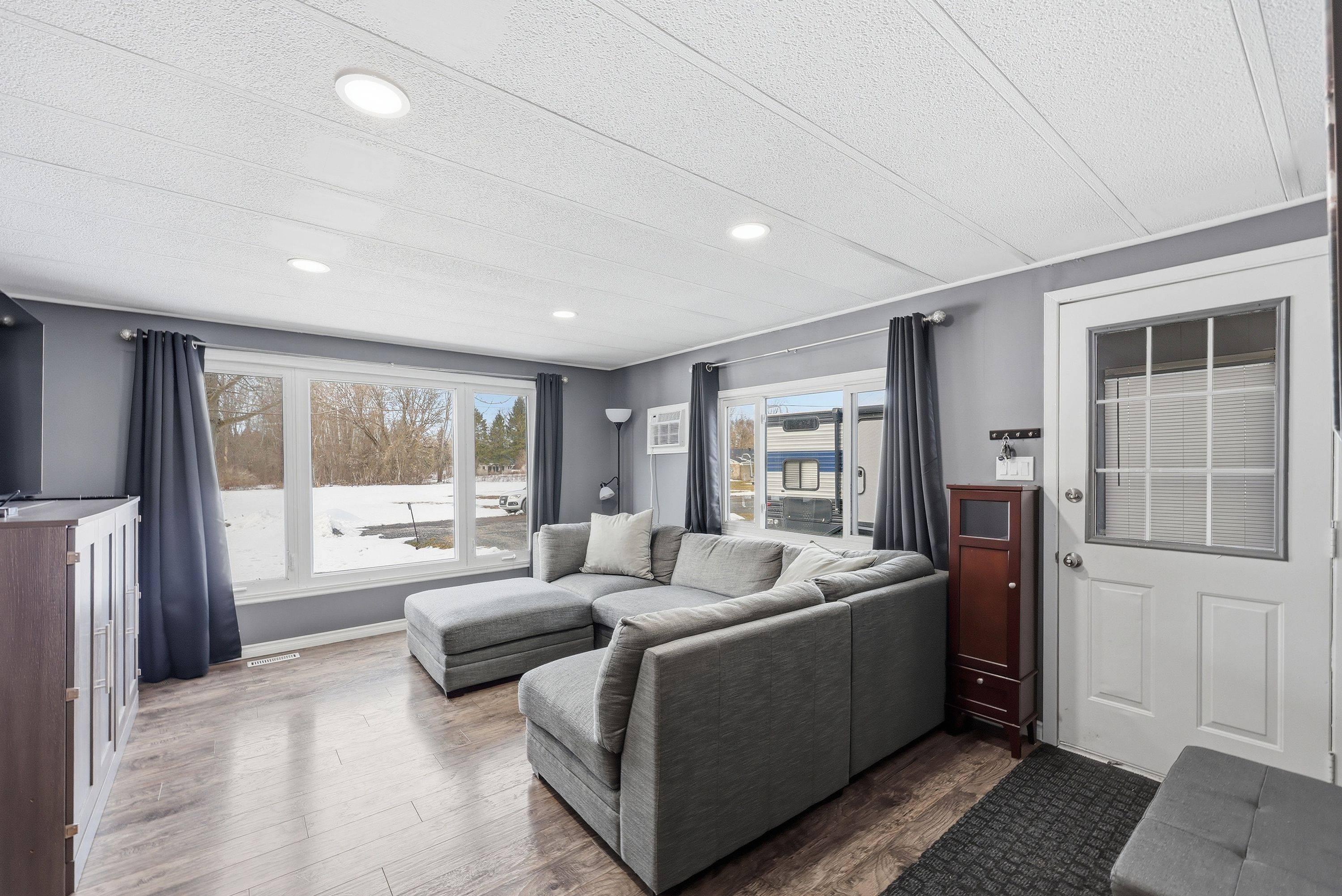 9 Patterson BLVD, Rideau Lakes, ON K0G 1E0