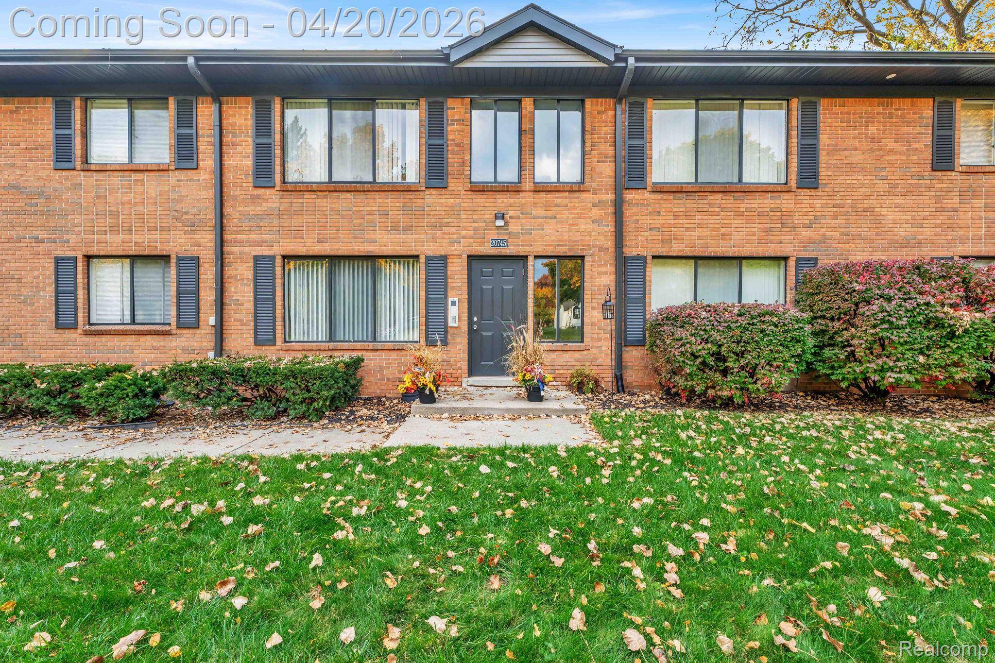 20745 Saint Francis ST #101, Farmington, MI 48336