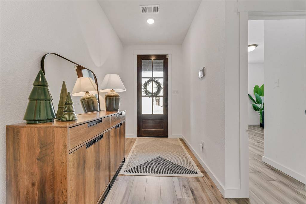 10945 Texanum Trail, Fort Worth, TX 76108
