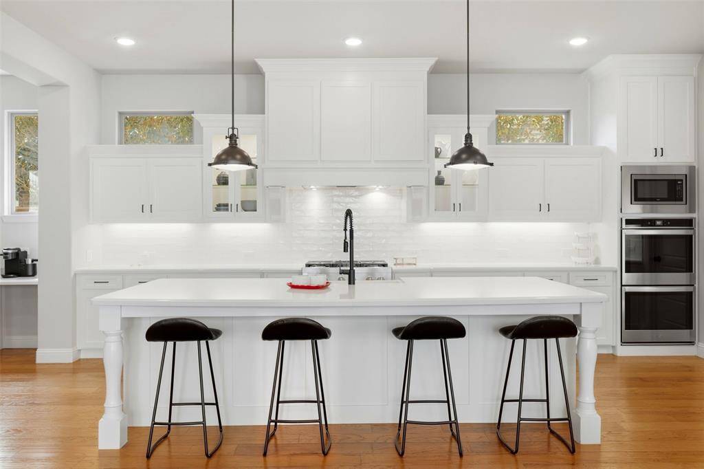 1910 Green Jasper Place, Arlington, TX 76005