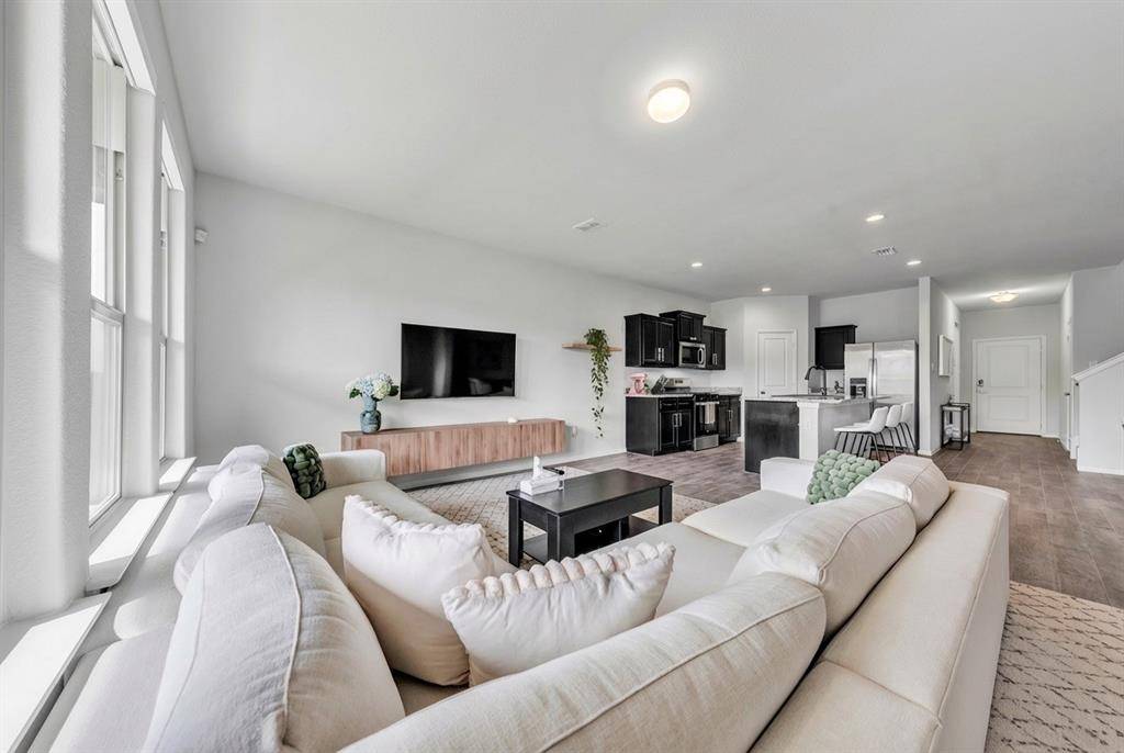 1812 Gibsonville Drive, Fort Worth, TX 76108