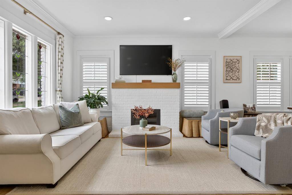 4020 Bunting, Fort Worth, TX 76107