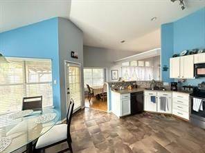 908 Busby Drive, Cedar Hill, TX 75104