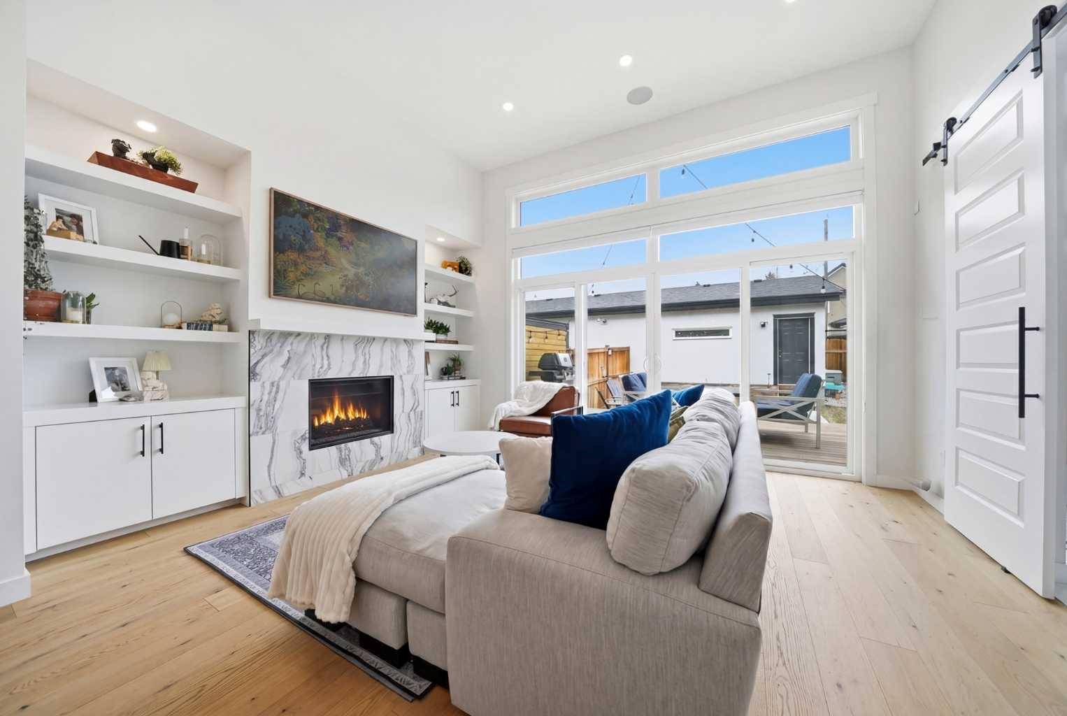 4940 20 AVE NW, Calgary, AB T3B 0V5