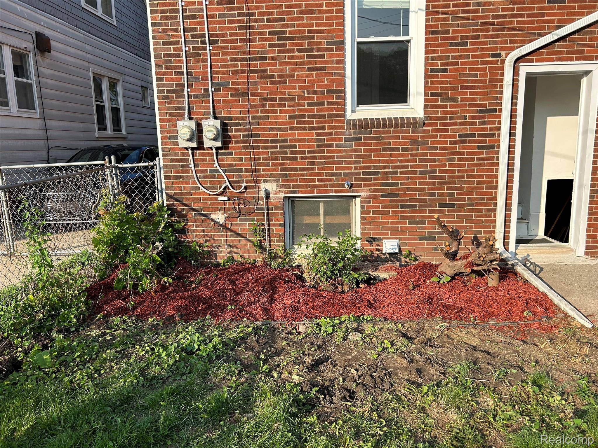 1465 Maryland ST, Grosse Pointe Park, MI 48230