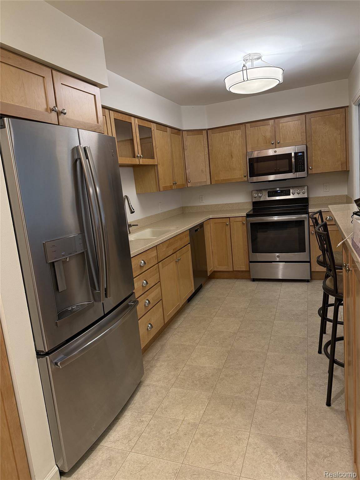 4040 Greenleaf CIR #110, Kalamazoo, MI 49008