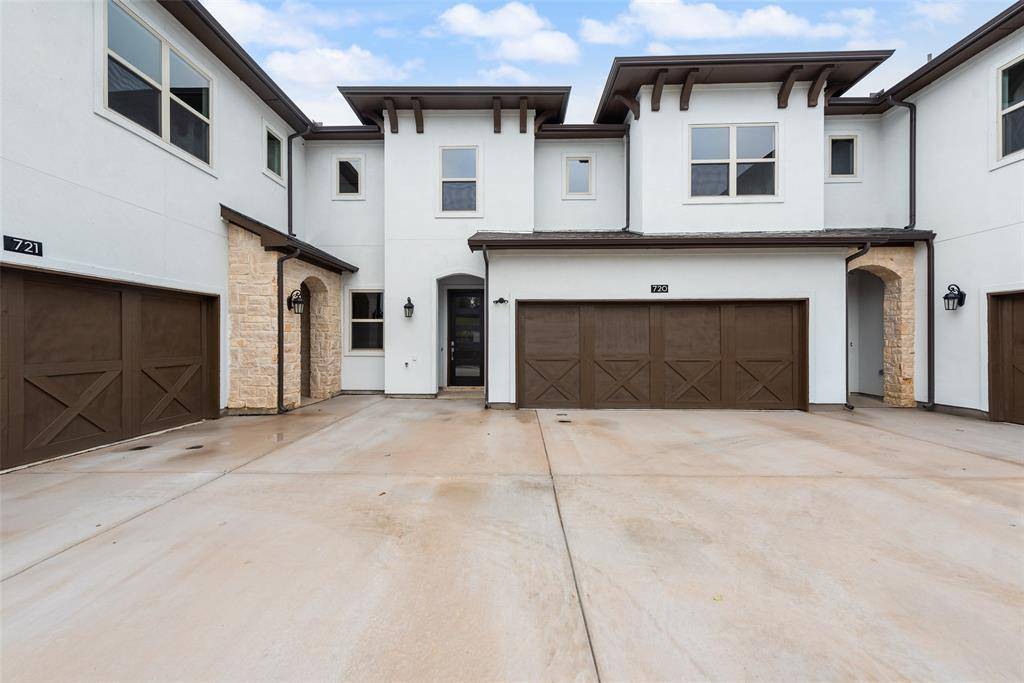 444 Waters Edge Drive #720, Hickory Creek, TX 75065