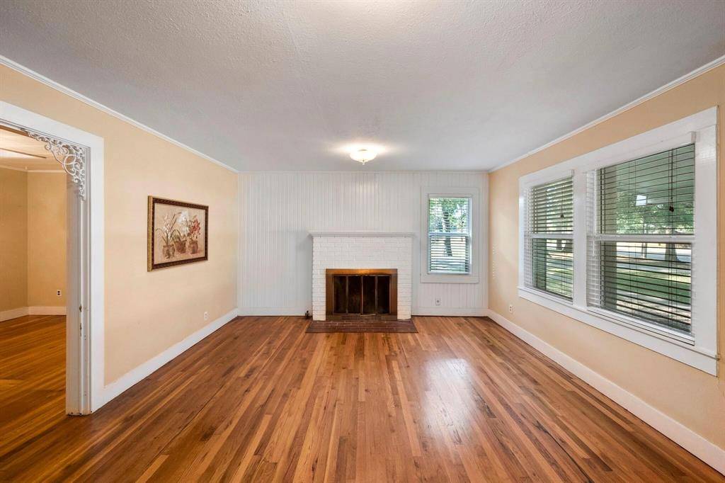 1512 Cardinal Road, Mansfield, TX 76063