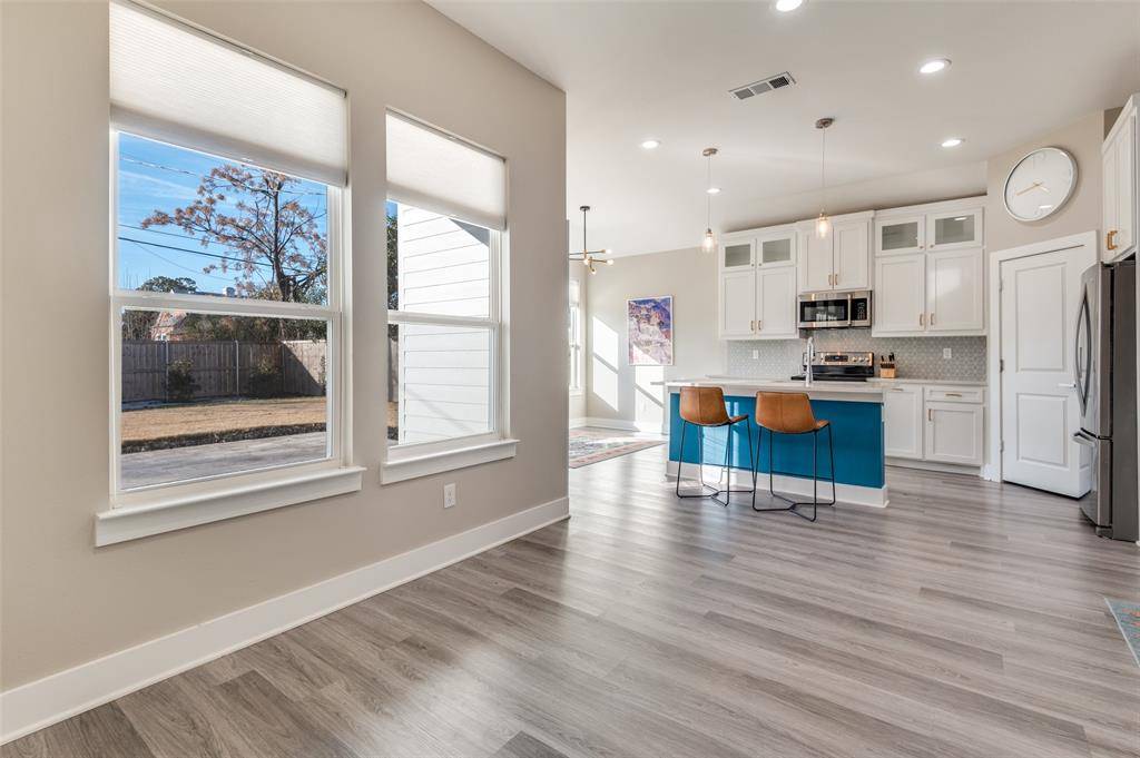 1210 Morrell Avenue, Dallas, TX 75203