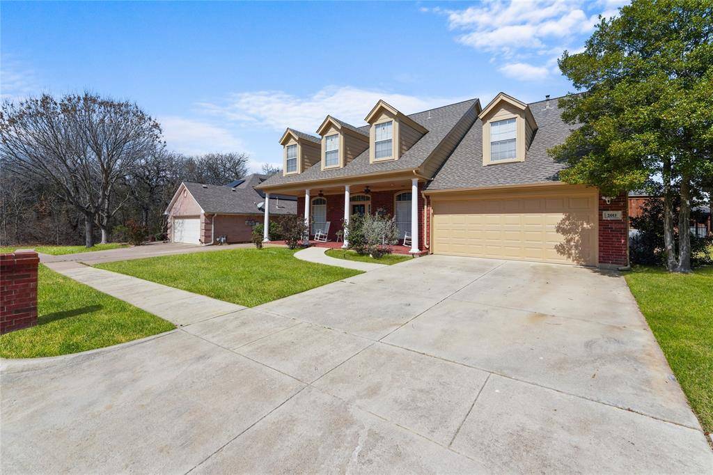 2011 Brianna Lane, Arlington, TX 76001