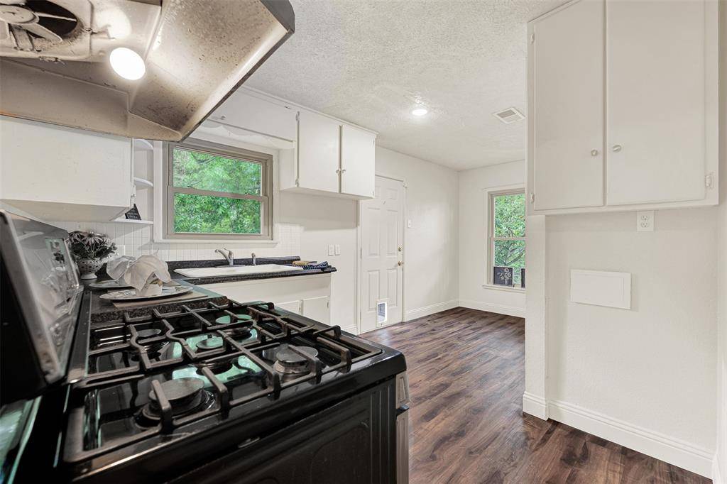 2418 Centerville Road, Dallas, TX 75228