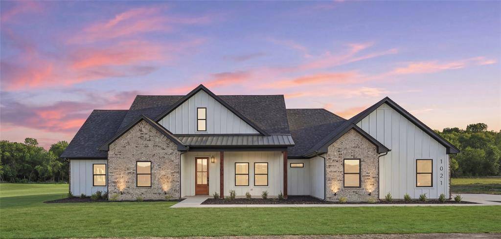 1021 Preserve Street, Weatherford, TX 76085