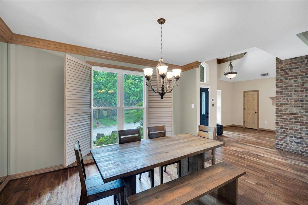 6105 Waterview Drive, Arlington, TX 76016