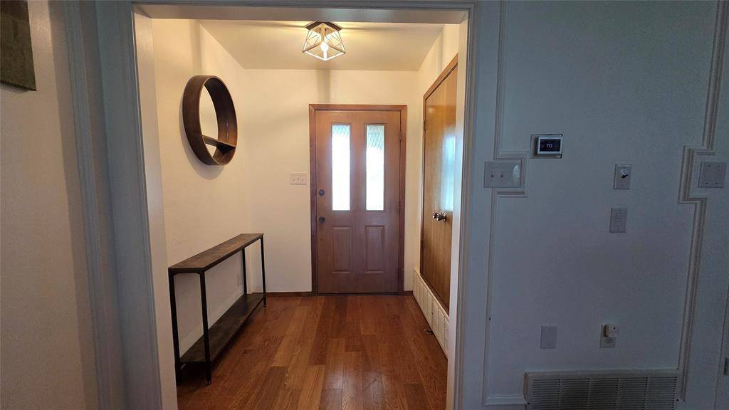 338 Travis Road, Decatur, TX 76234